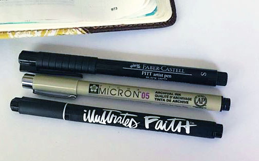 Freedom bible journaling by Taniesa Vlasak. Get your free printable too at www.thecraftypickle.com!